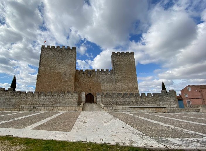 Castillo de Encinas de Esgueva, Spain